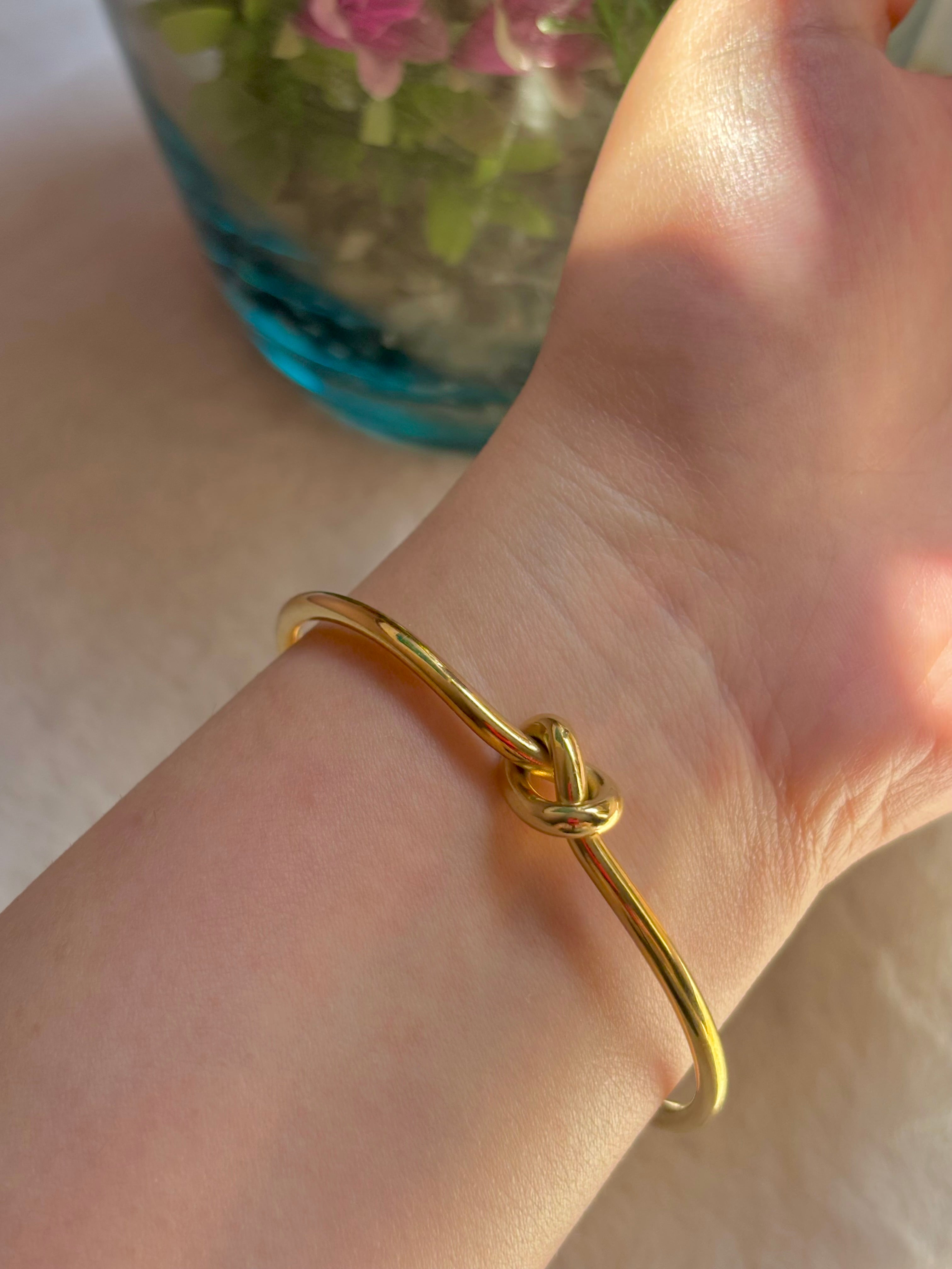 Golden Knot Bracelet
