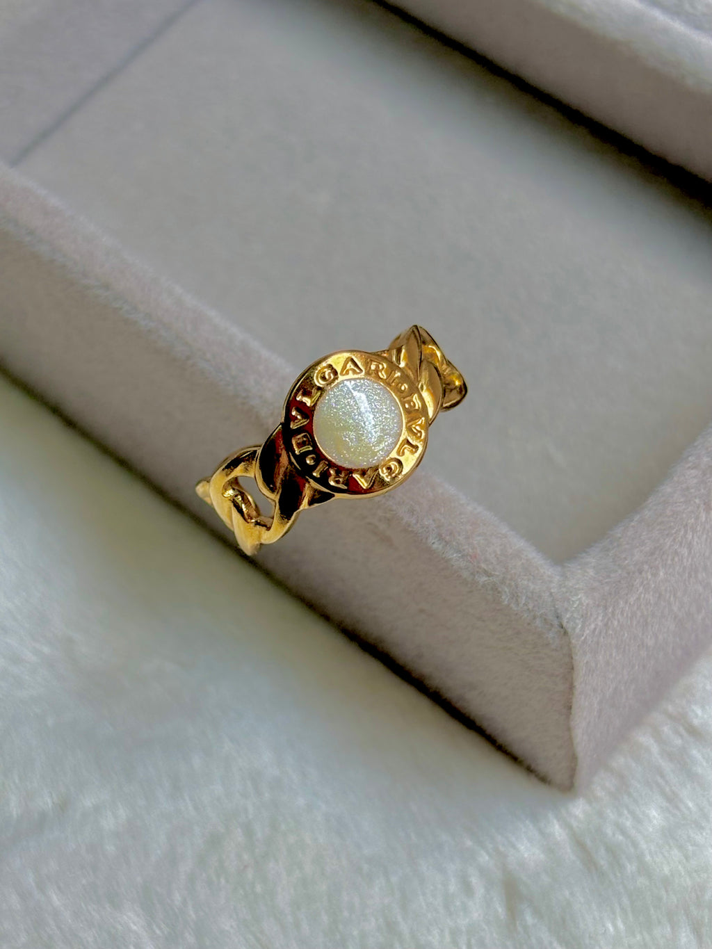 White Stone Luxe Ring