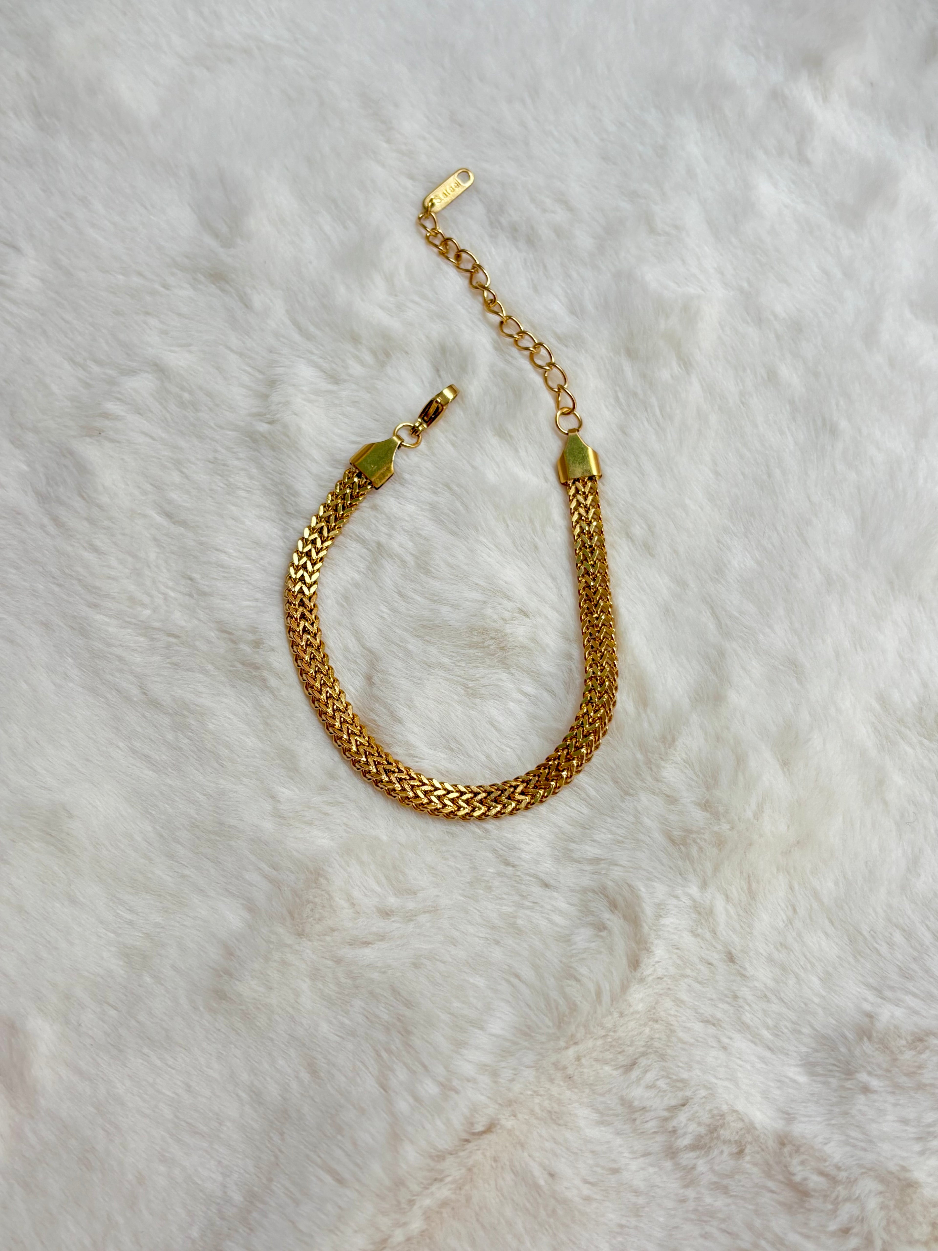 Bold Chain Bracelet