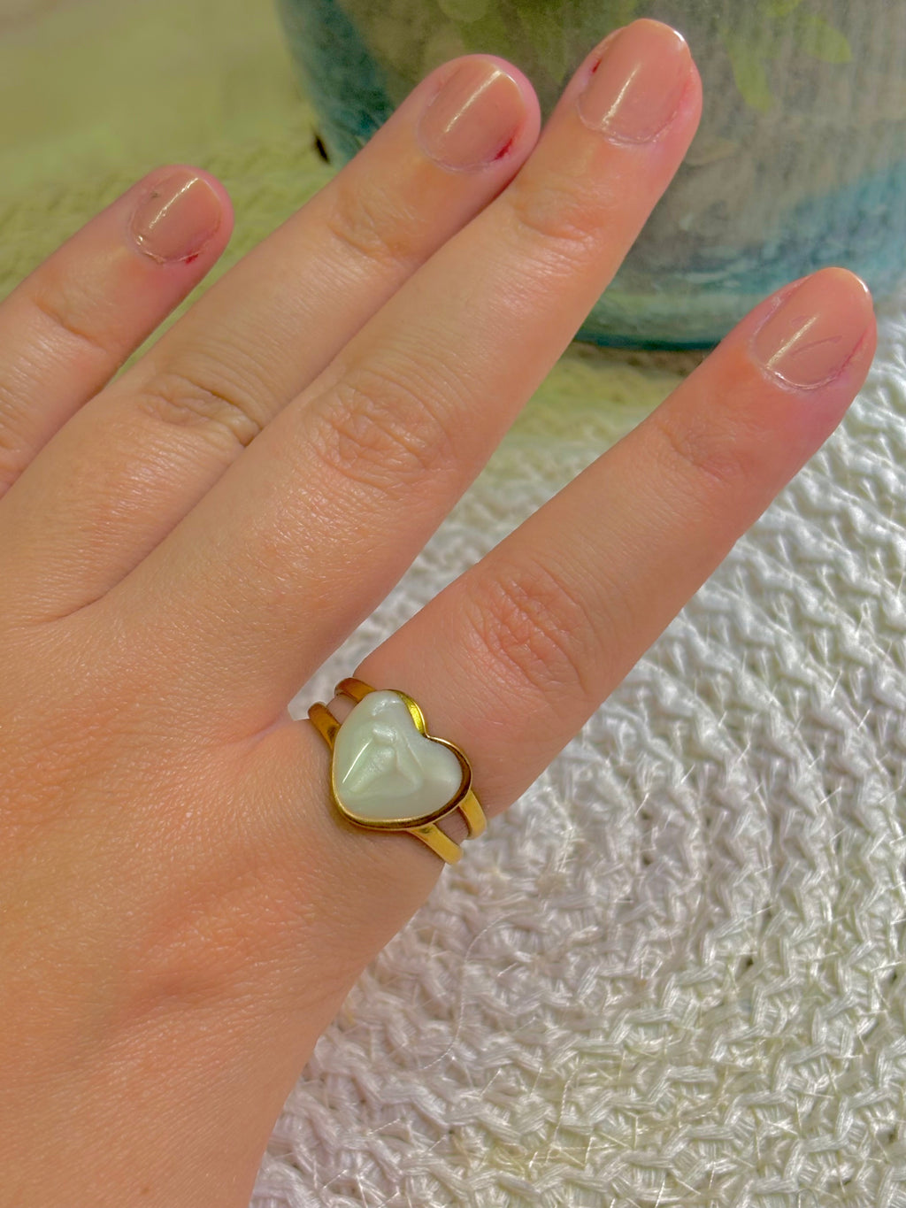 White Heart Glow Ring