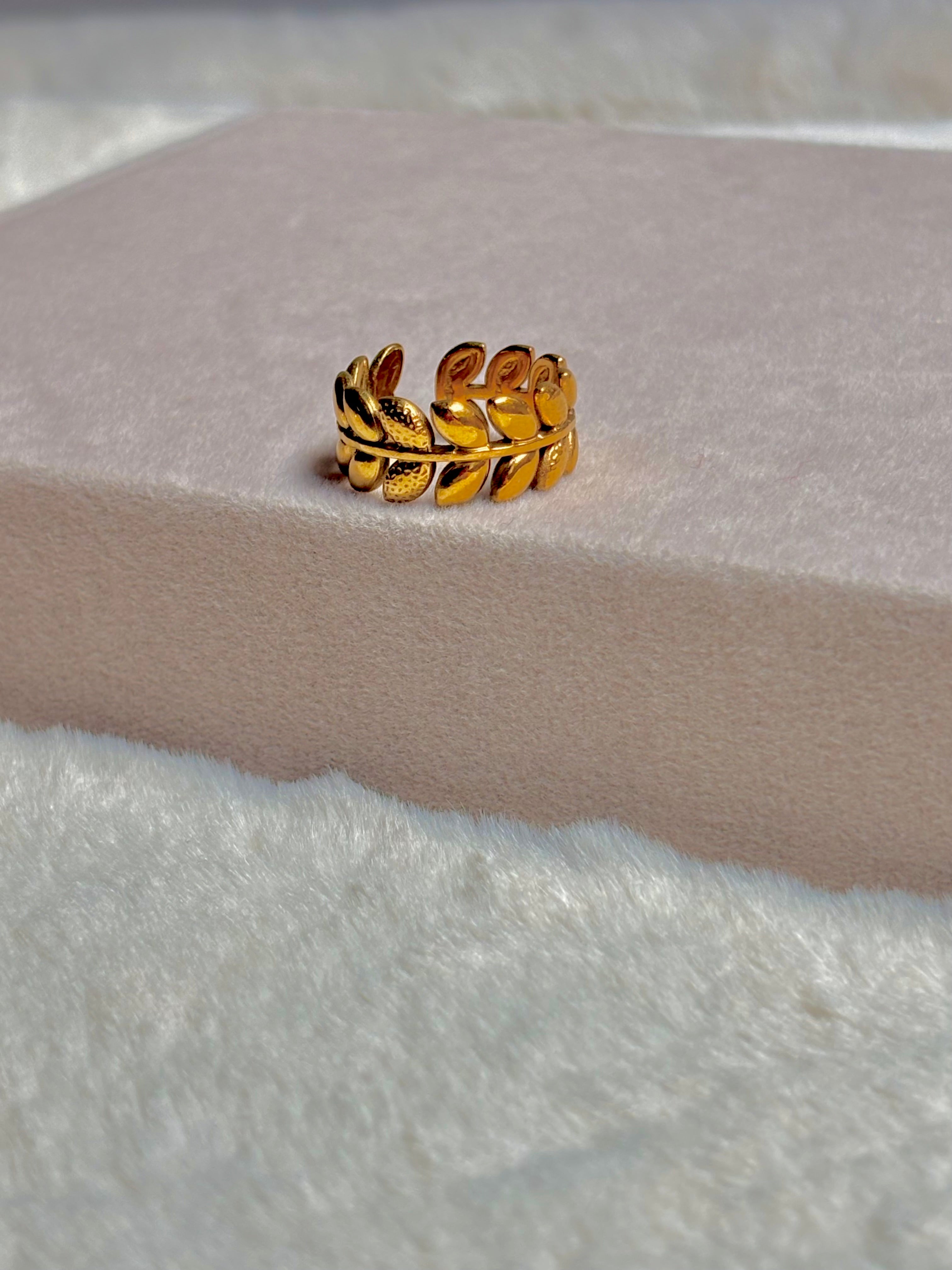 Golden Leaf Ring