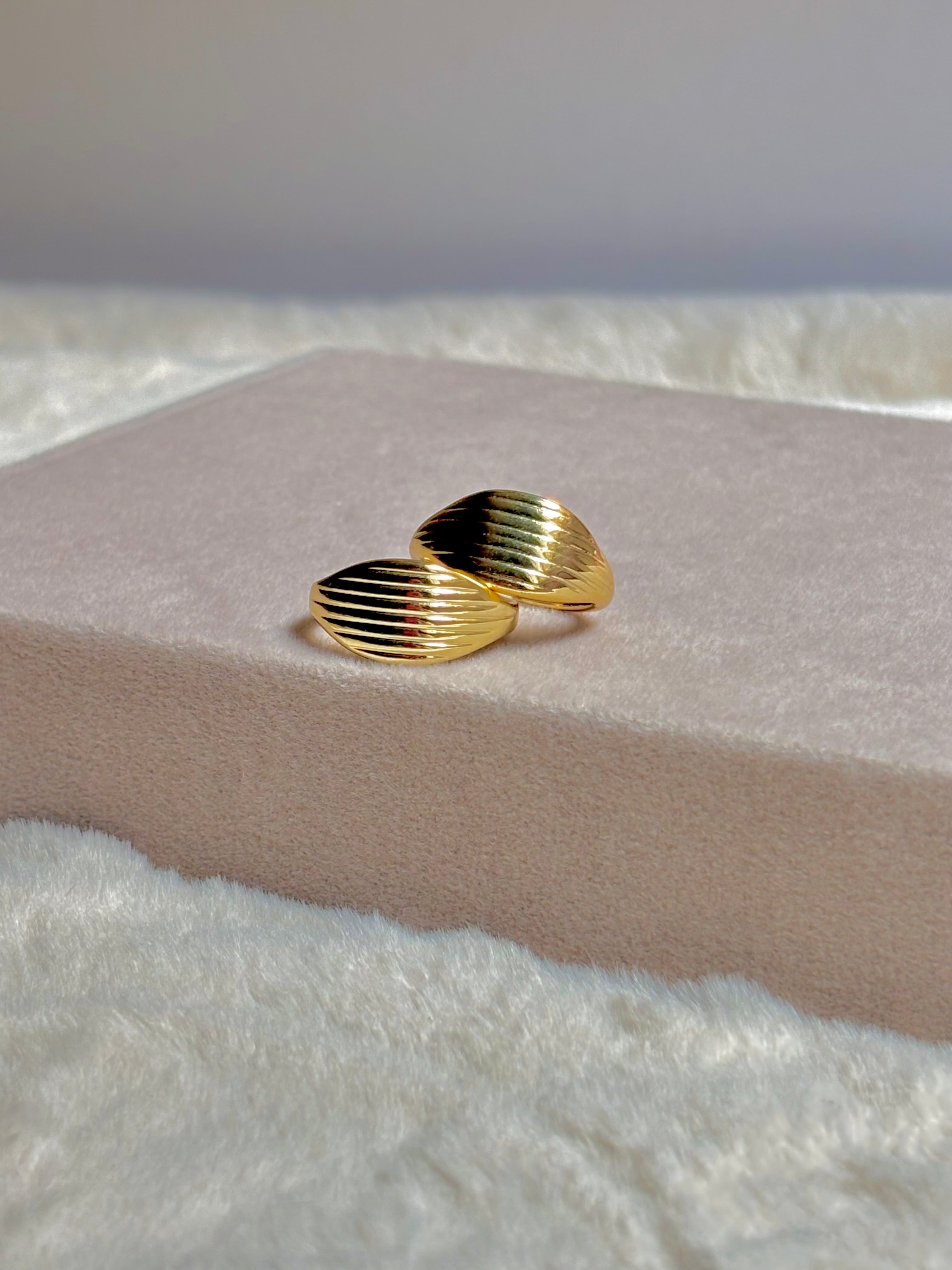 Golden Shell Ring